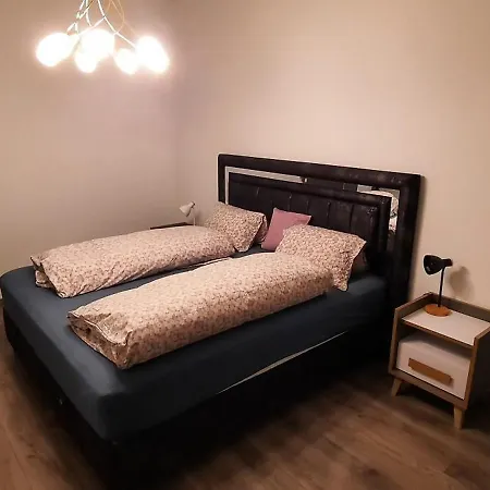 Erdődy - U Veveričky Apartamento *